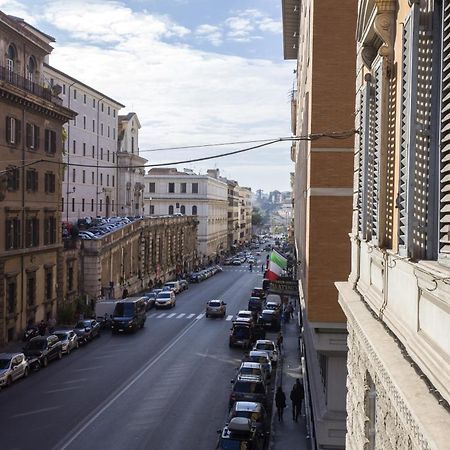 Colosseo Prestige Rooms Roma Eksteriør bilde